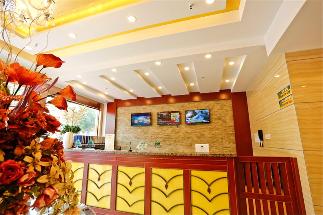 Greentree Alliance Guangxi Hezhou Babu District Lingfeng Square Hotel Buitenkant foto