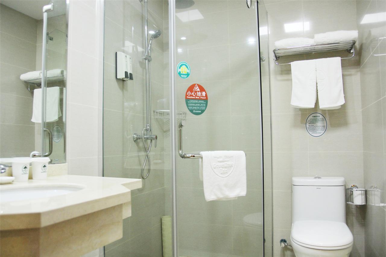 Greentree Alliance Guangxi Hezhou Babu District Lingfeng Square Hotel Buitenkant foto
