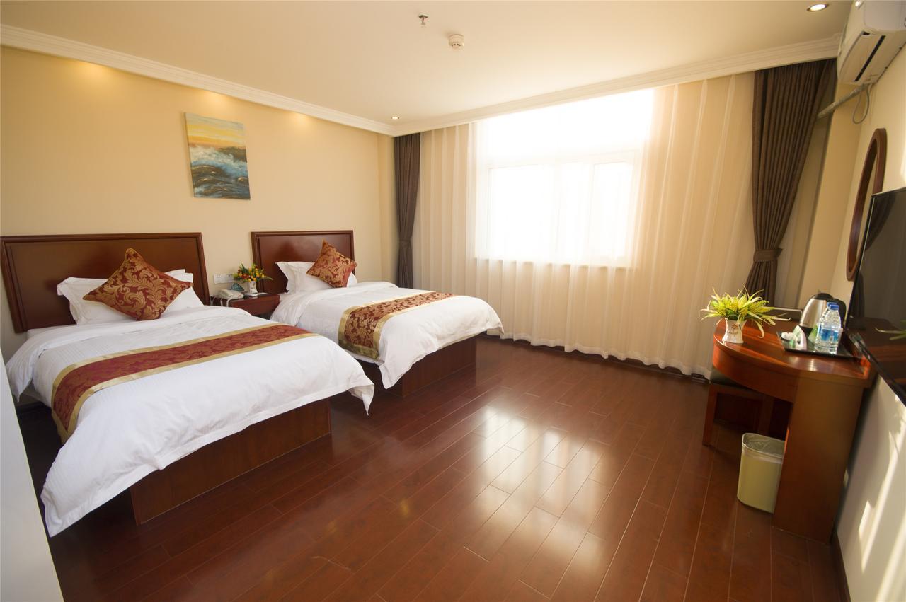 Greentree Alliance Guangxi Hezhou Babu District Lingfeng Square Hotel Buitenkant foto