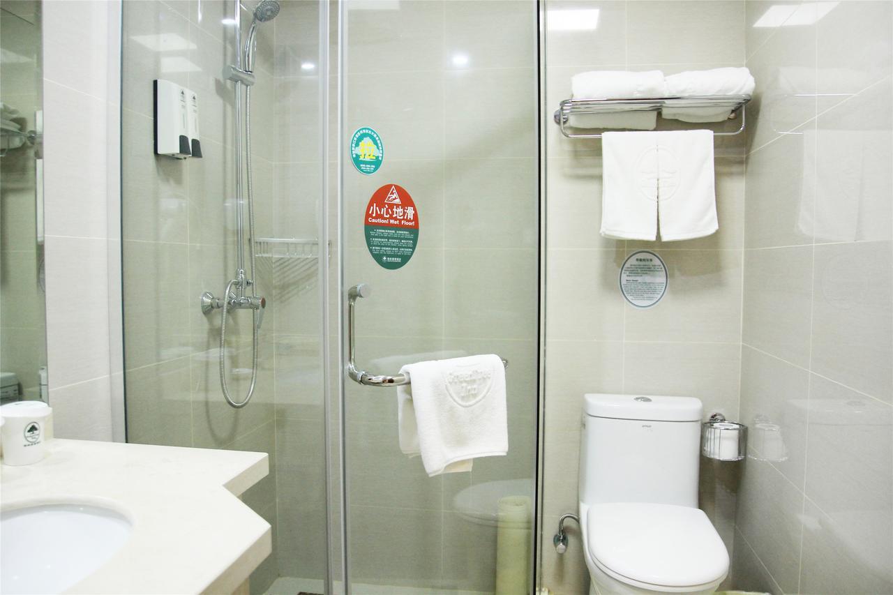 Greentree Alliance Guangxi Hezhou Babu District Lingfeng Square Hotel Buitenkant foto